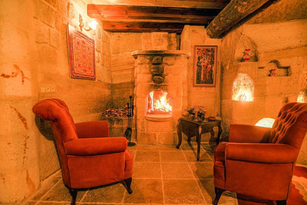 Sinasos Palace Cave Hotel Ürgüp Kültér fotó