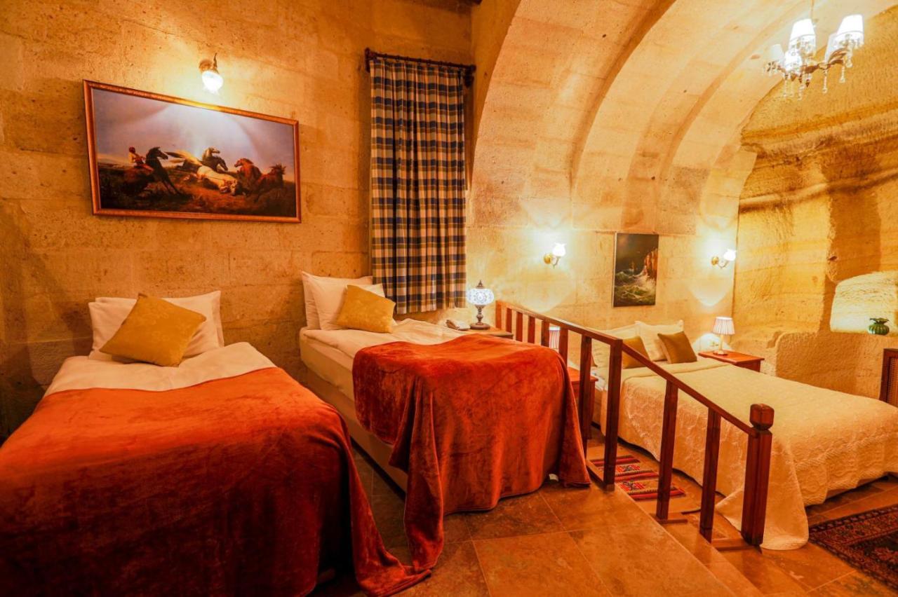 Sinasos Palace Cave Hotel Ürgüp Kültér fotó