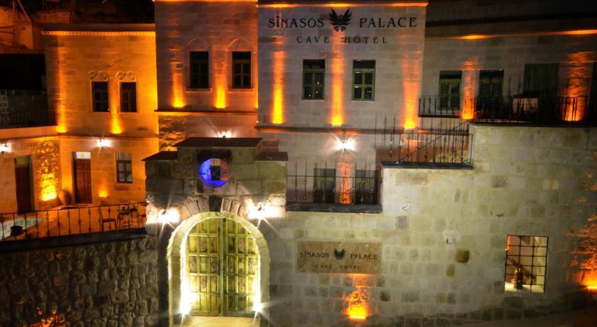 Sinasos Palace Cave Hotel Ürgüp Kültér fotó