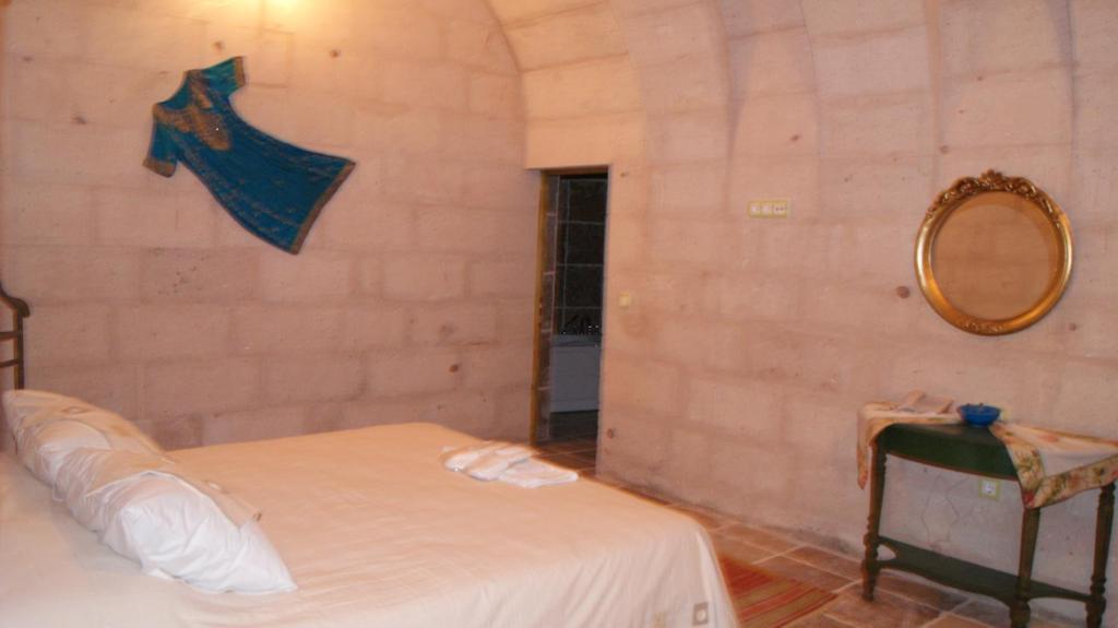 Sinasos Palace Cave Hotel Ürgüp Kültér fotó